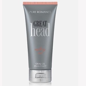 Raspberry Rose or Strawberry Great Head